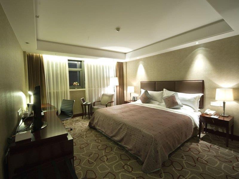 Doubletree By Hilton Shanghai Jing'An Exterior photo