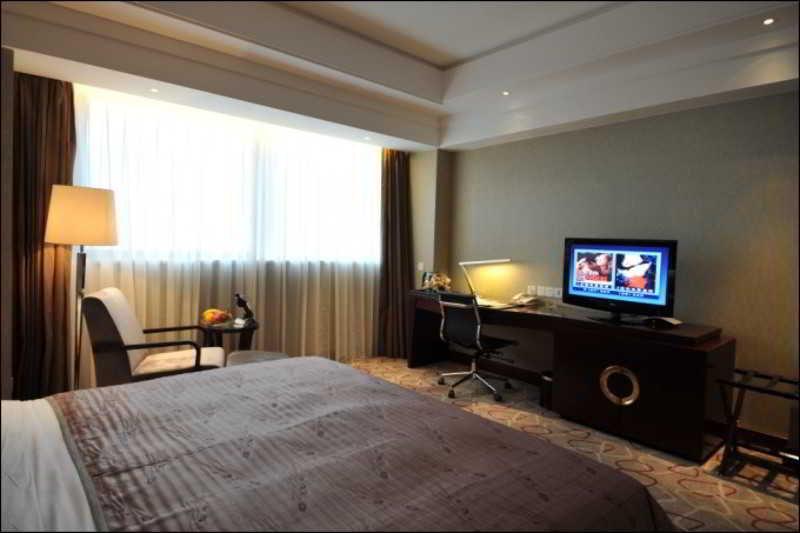 Doubletree By Hilton Shanghai Jing'An Exterior photo