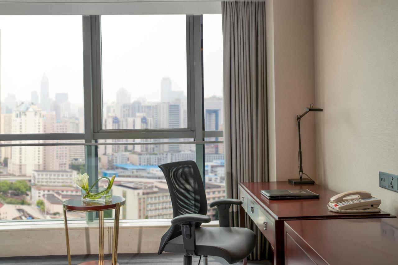 Doubletree By Hilton Shanghai Jing'An Exterior photo